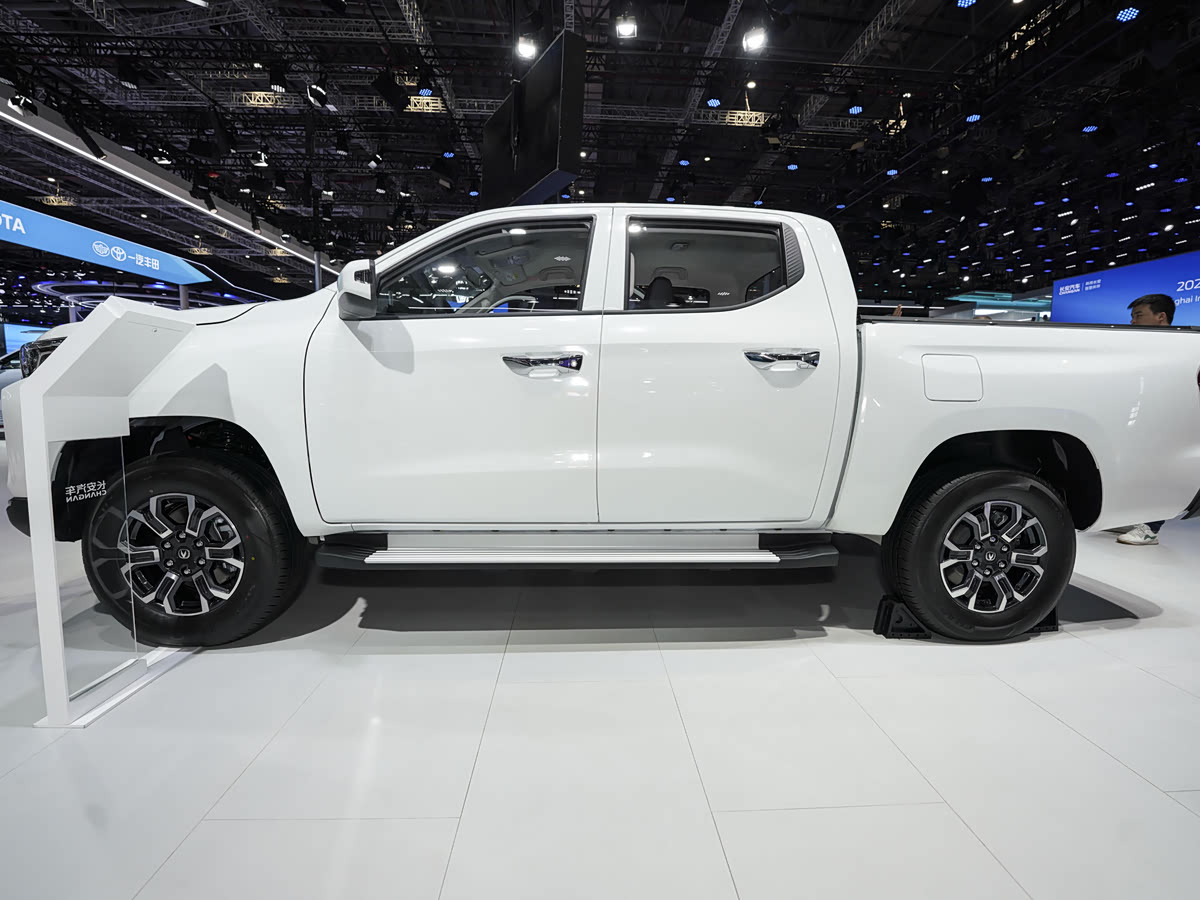 Changan Lantuozhe EV 5