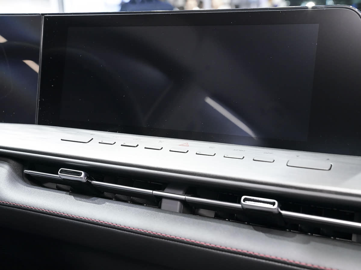 Changan Lantuozhe EV 6