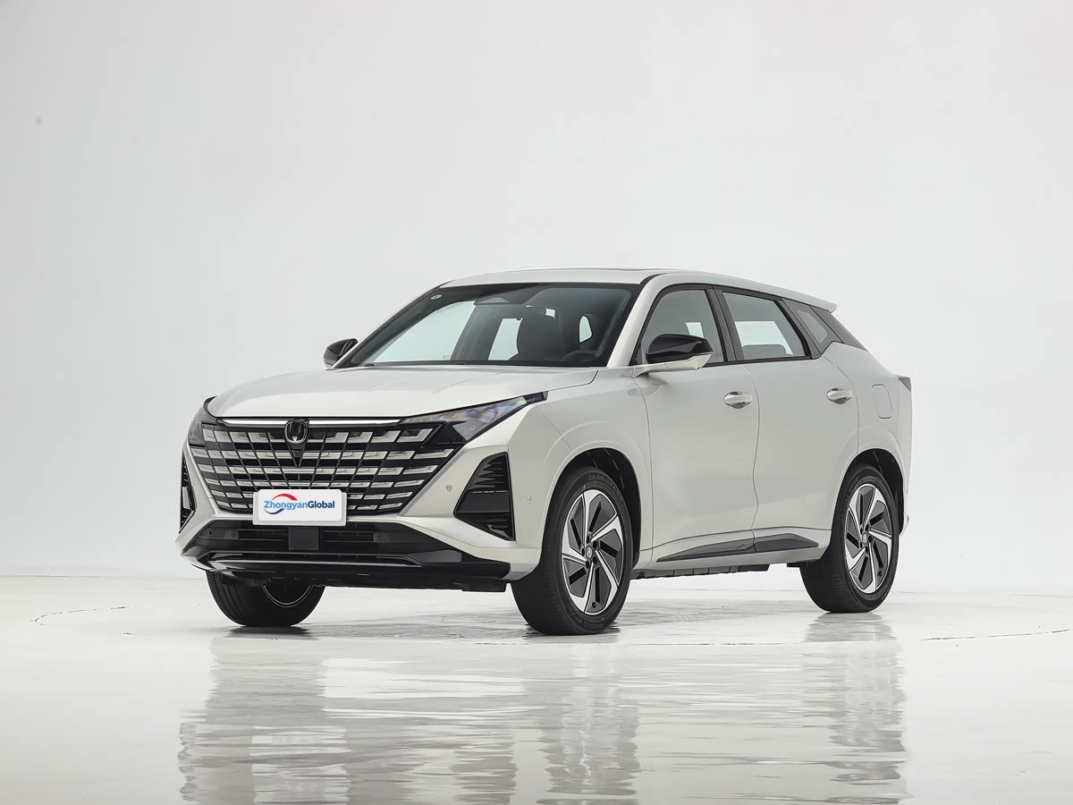 Changan UNI-Z PHEV 2