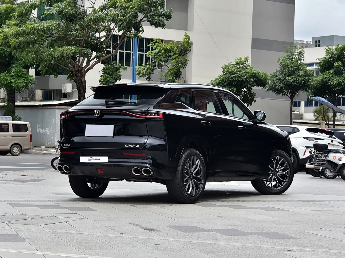 Changan UNI-Z 8