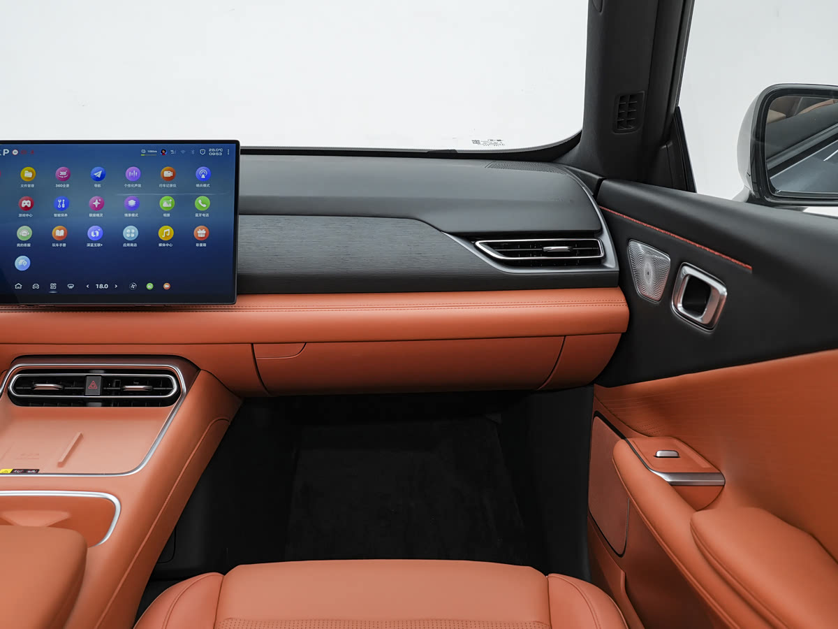 Deepal S05 4